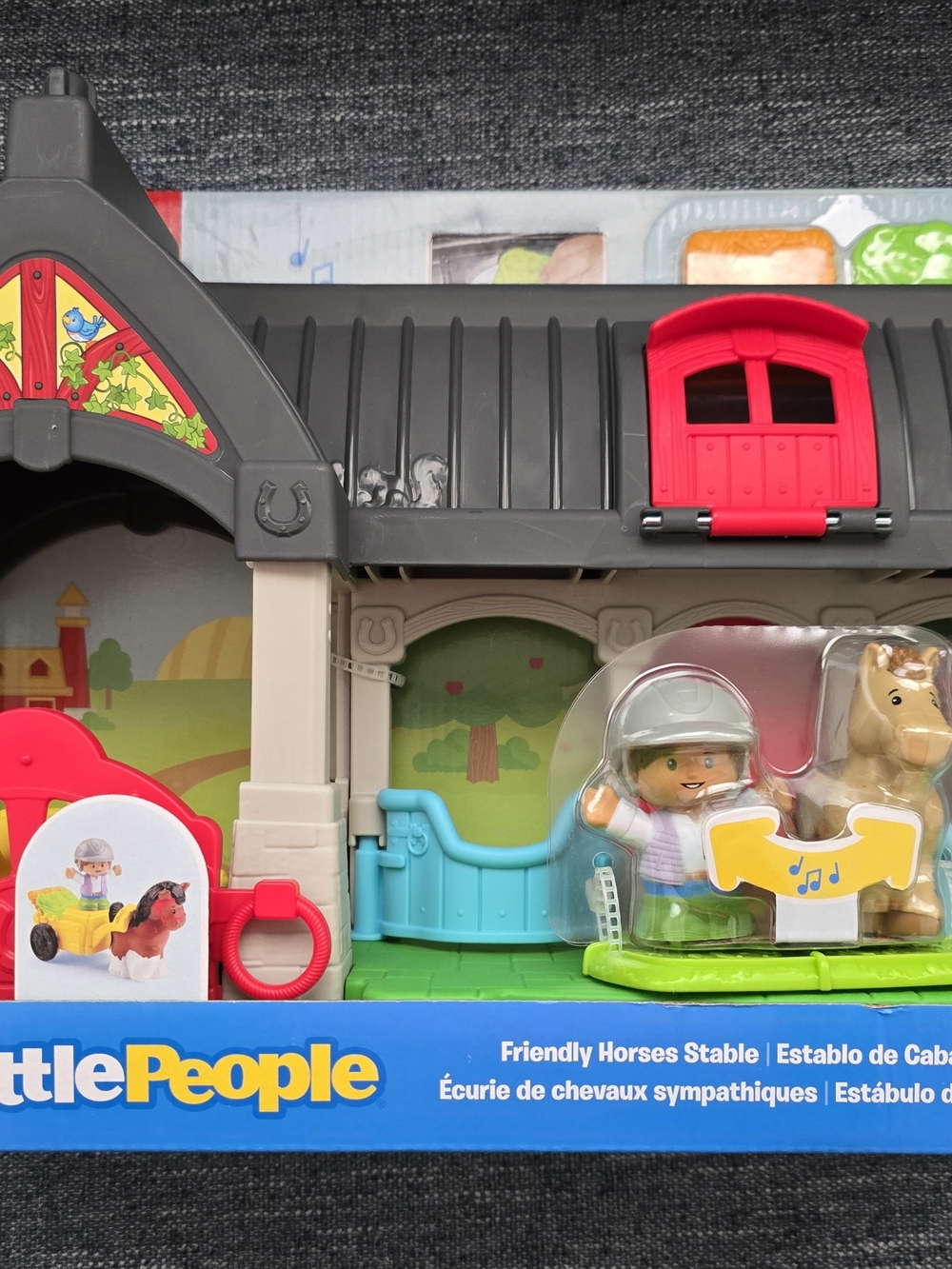 Friendly Horses Stable Playset - Multicolor